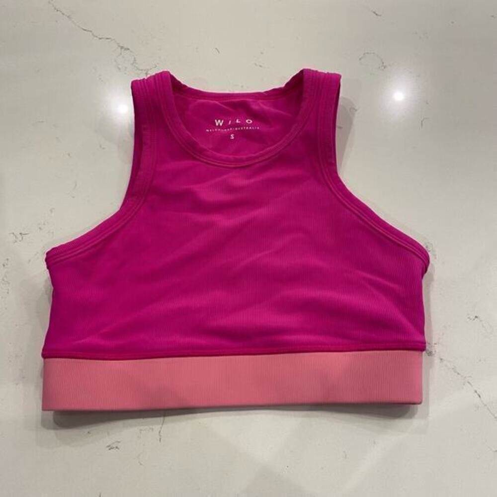 Wilo The Label‎ Hot Pink Workout Tank Top Crop Top size small